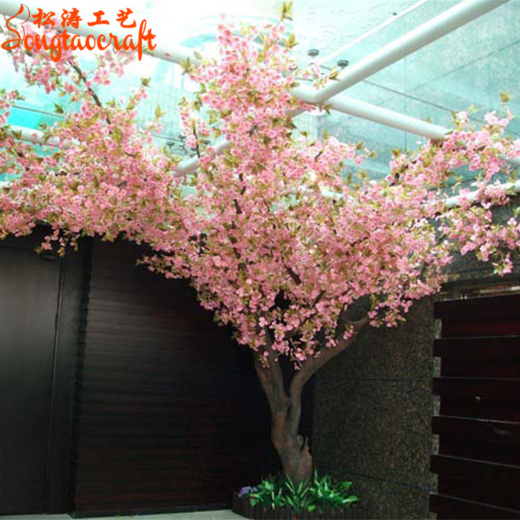 餐廳仿真桃花樹